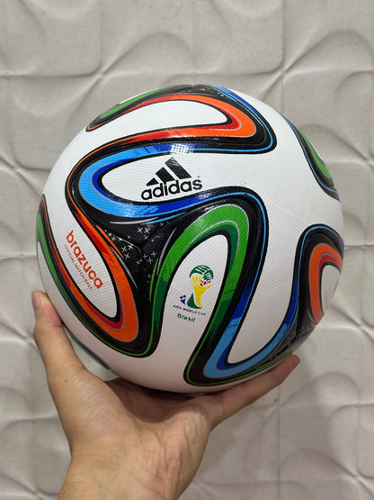 Adidas Brazuca 2014 FIFA World Cup Brazil. 🇧🇷